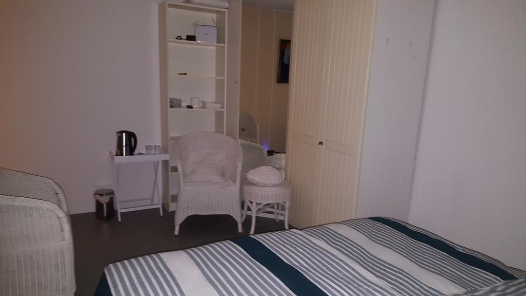 Homestay Dutchable Alphen aan den Rijn Exterior foto